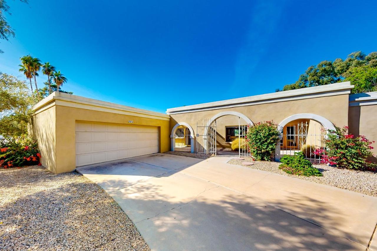 Pink Bloom Sanctuary Villa Scottsdale Exterior photo